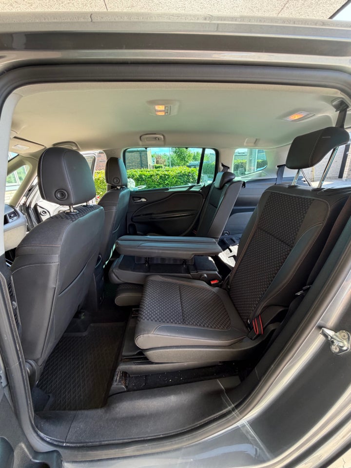 Opel Zafira Tourer 1,4 T 140 Innovation 7prs 5d