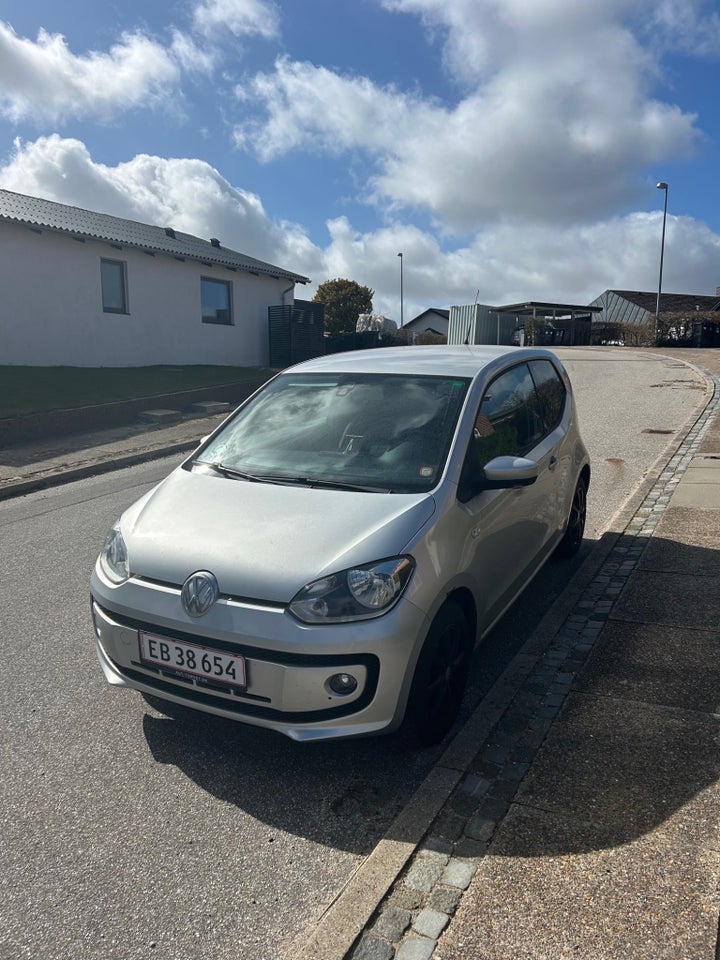 VW Up! 1,0 75 High Up! 3d
