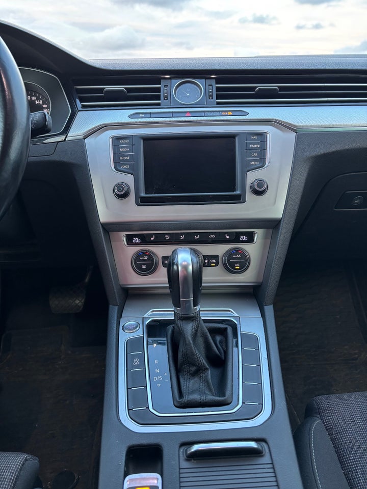 VW Passat 2,0 TDi 150 Comfortline Variant DSG 5d