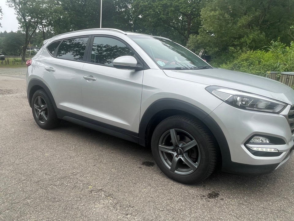 Hyundai Tucson 2,0 CRDi 136 Premium 5d