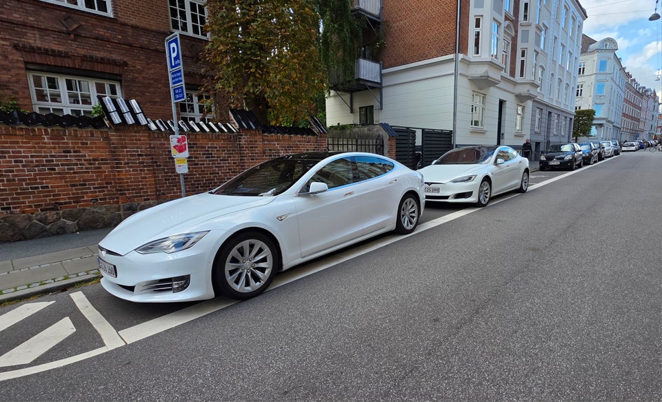 Tesla Model S 75D 5d