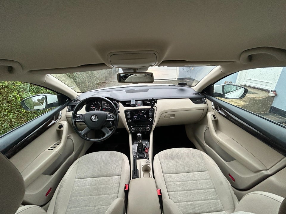 Skoda Octavia 1,4 TSi 140 Elegance DSG 5d