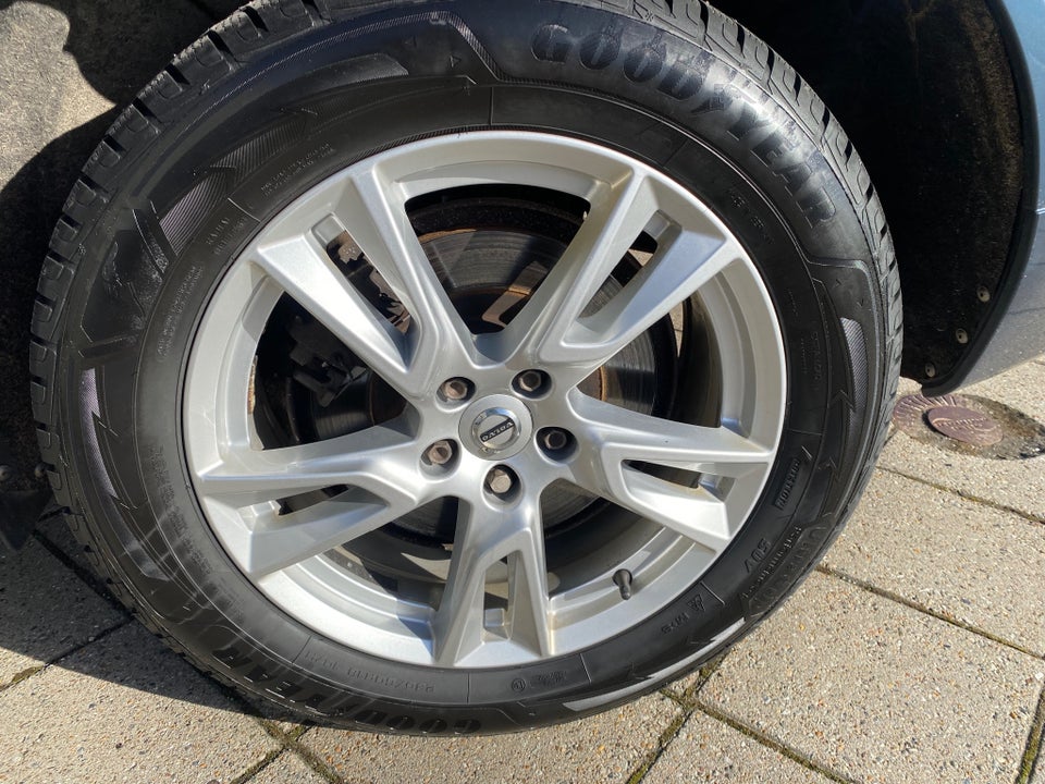 Volvo XC60 2,0 D4 190 Inscription aut. 5d