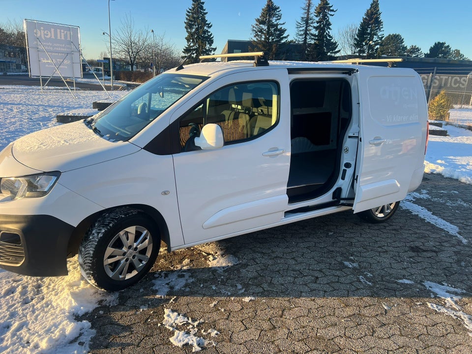 Peugeot Partner 1,5 BlueHDi 130 L2V2 Ultimate EAT8 Van