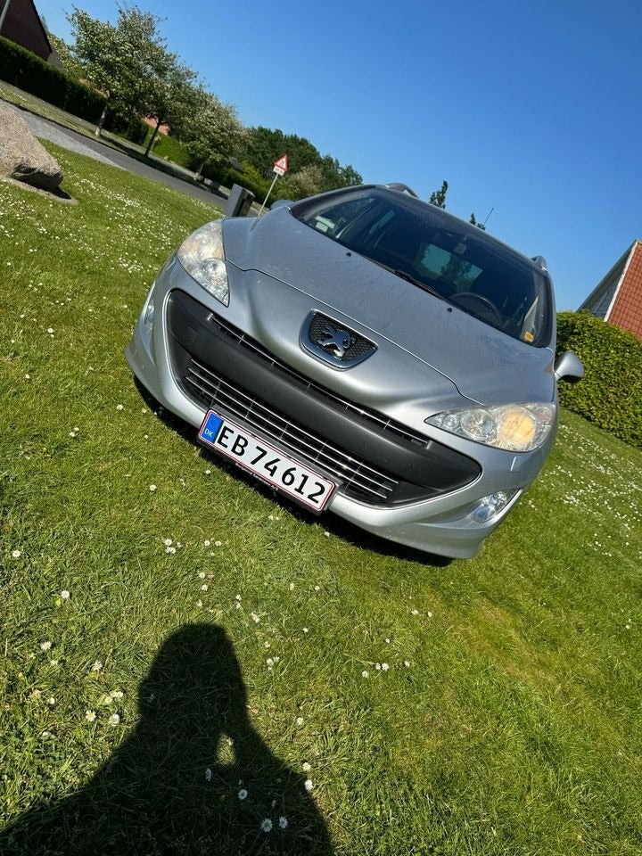 Peugeot 308 2,0 HDi 140 Premium SW 5d