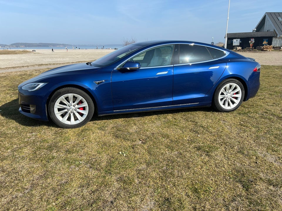 Tesla Model S Ludicrous Performance AWD 5d