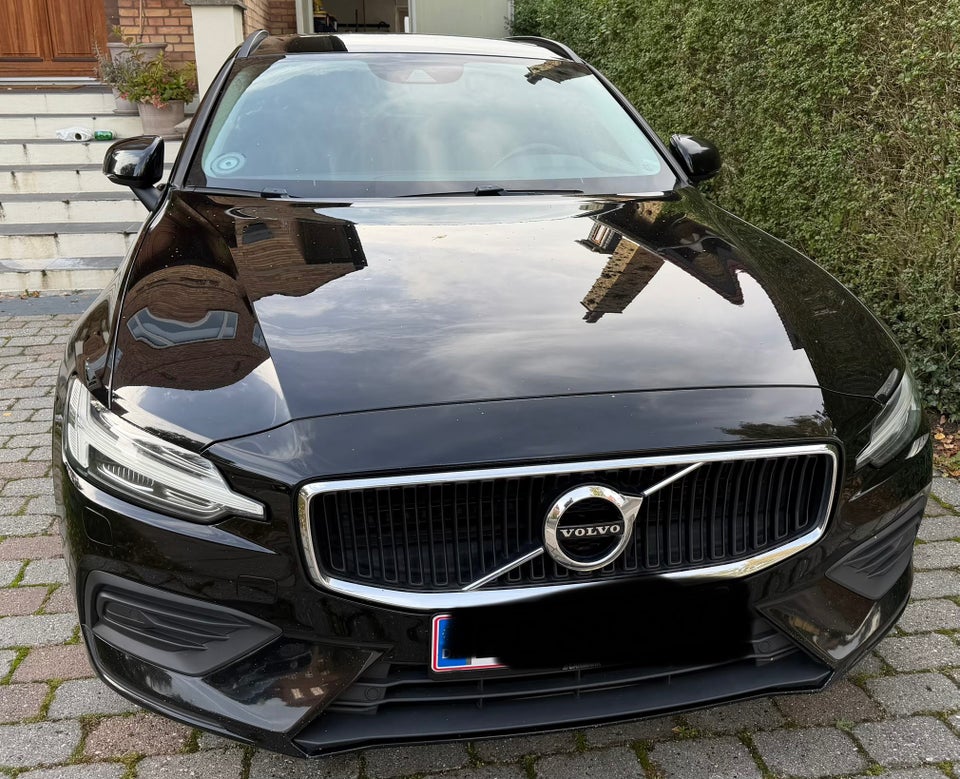 Volvo V60 2,0 D4 190 Momentum aut. 5d