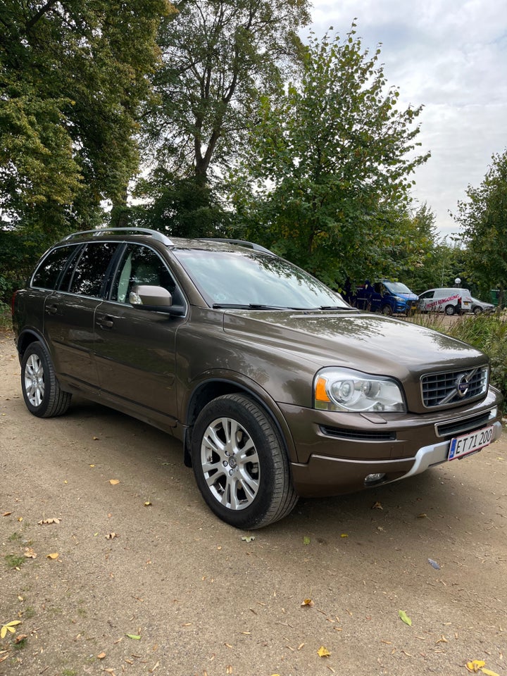 Volvo XC90 2,4 D5 200 Momentum aut. AWD 5d