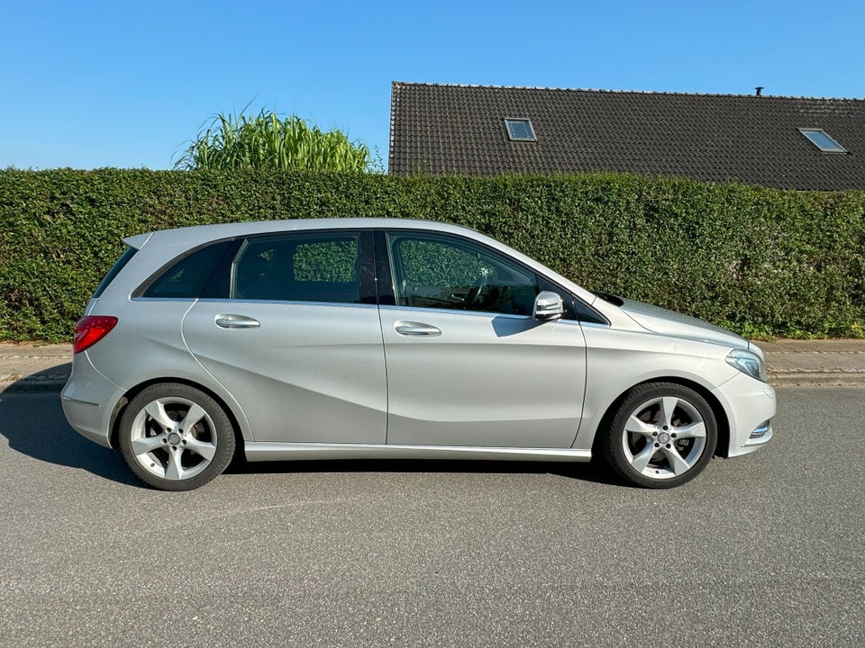 Mercedes B200 1,8 CDi BE 5d