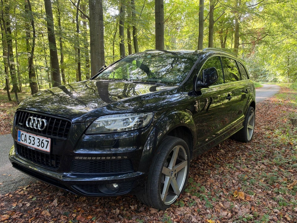 Audi Q7 3,0 TDi 240 S-line quattro Tiptr. 7prs 5d