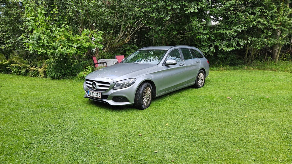 Mercedes C220 2,2 BlueTEC Avantgarde stc. 5d