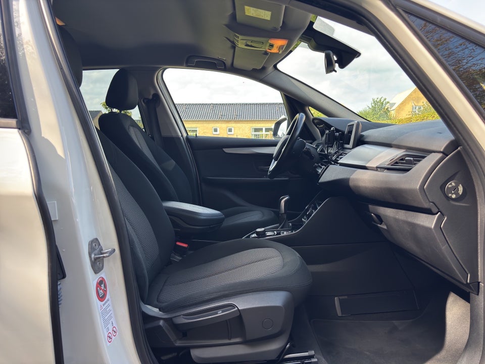 BMW 218i 1,5 Active Tourer Advantage 5d