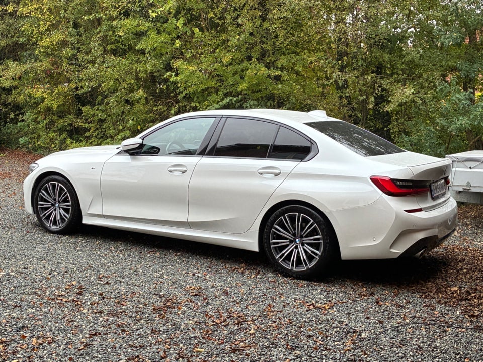 BMW 320i 2,0 M-Sport aut. 4d