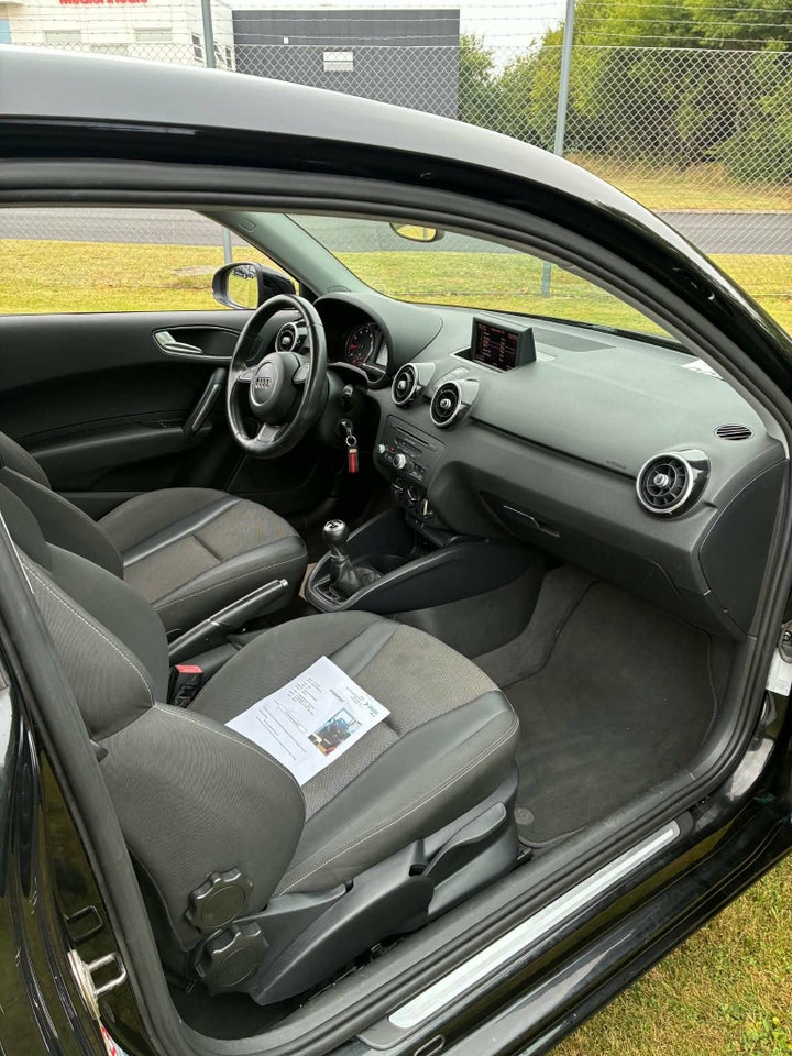 Audi A1 1,4 TFSi 122 Ambition 3d