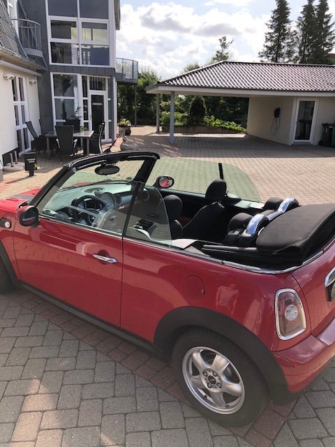 MINI Cooper 1,6 Cabriolet 2d