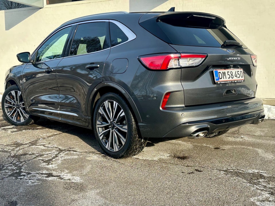 Ford Kuga 2,5 PHEV Vignale CVT 5d