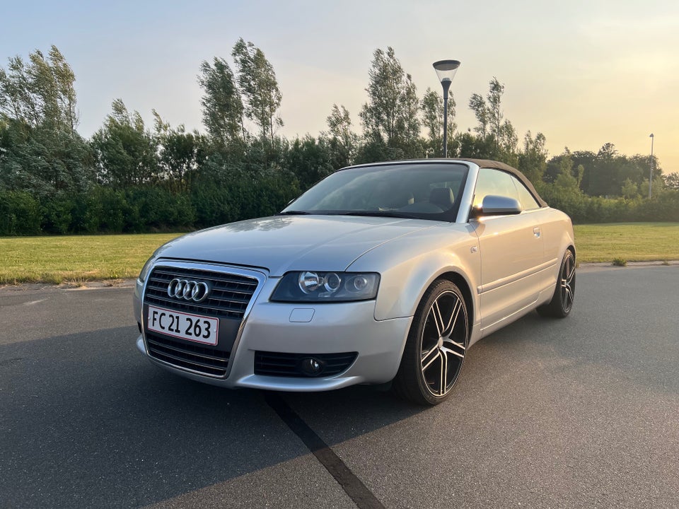 Audi A4 3,0 V6 Cabriolet Multitr. 2d