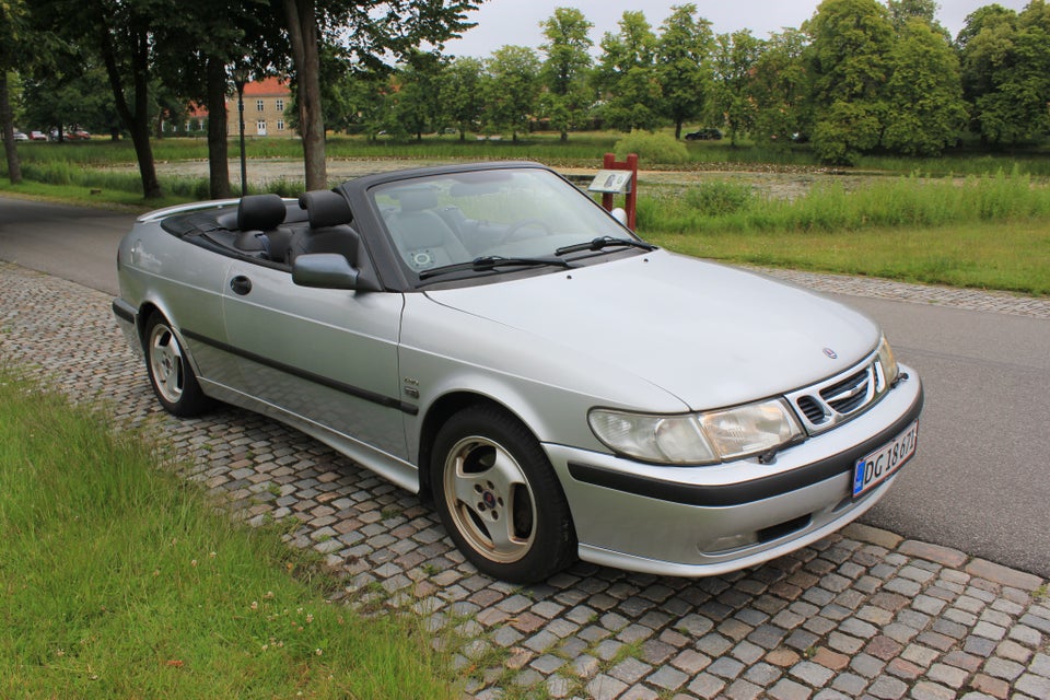 Saab 9-3 2,0 Aero Cabriolet 2d