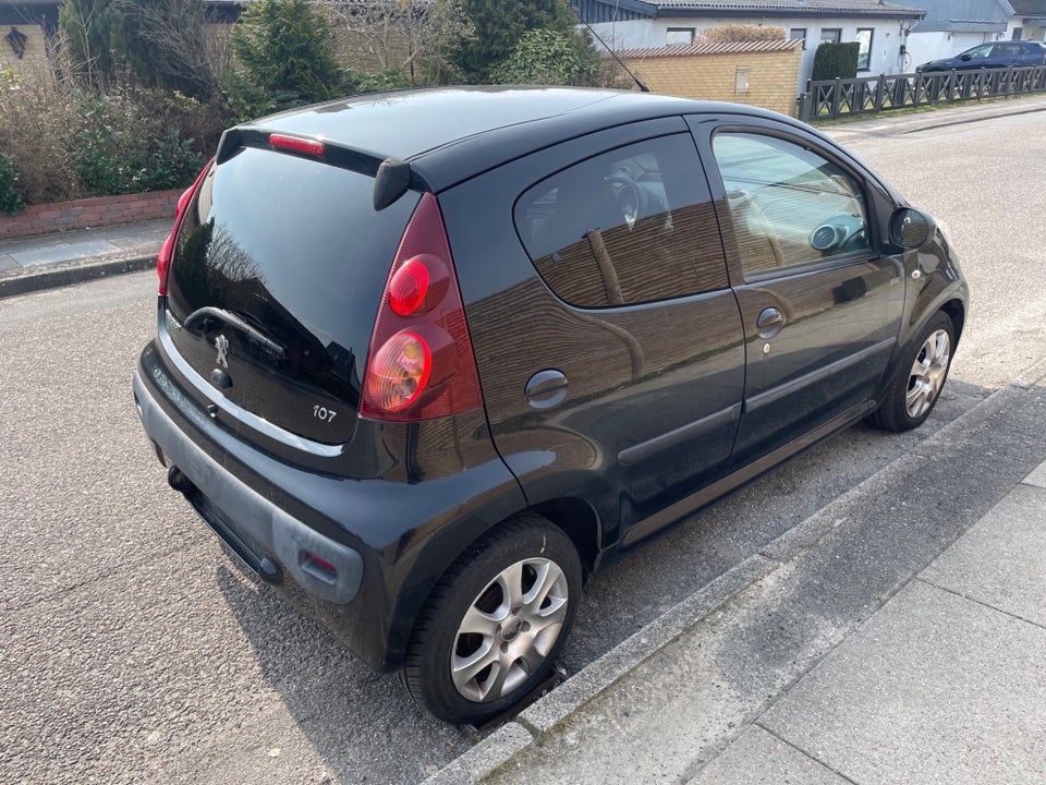 Peugeot 107 1,0 Trendy 2-tr. 5d