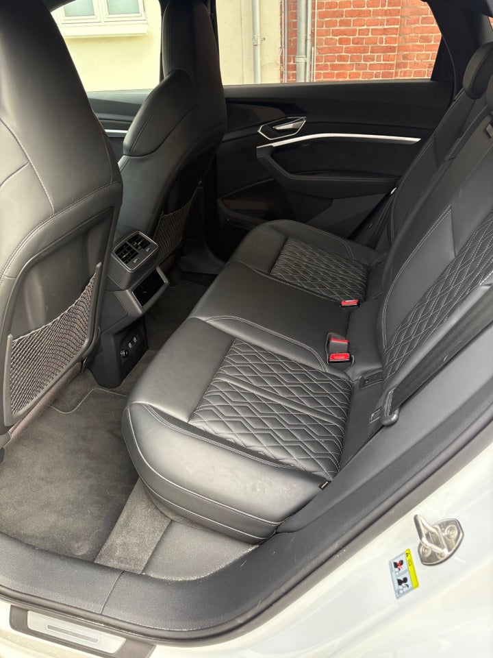 Audi e-tron 55 Prestige Sportback quattro 5d