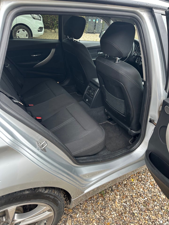 BMW 318d 2,0 Touring aut. 5d