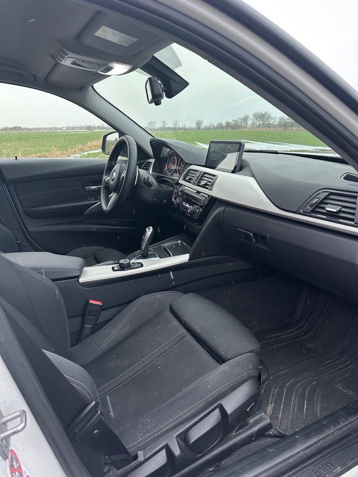 BMW 320d 2,0 Touring Sport Line aut. 5d