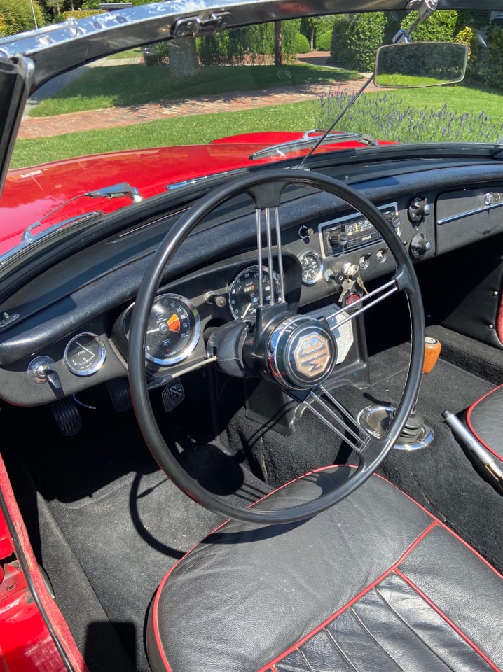 MG B 1,8 Roadster 2d