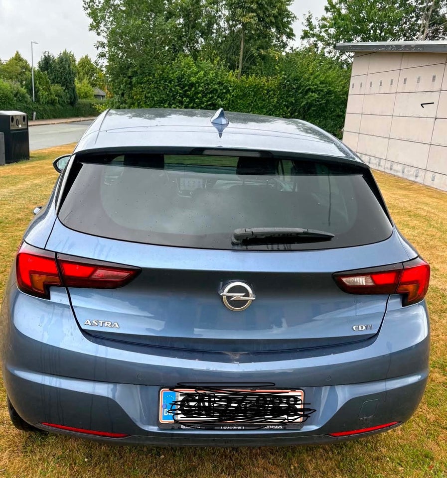 Opel Astra 1,6 CDTi 110 Edition 5d