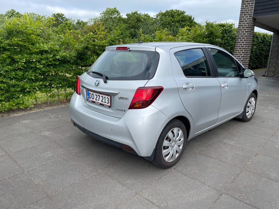 Toyota Yaris 1,5 Hybrid H2 Komfort e-CVT 5d
