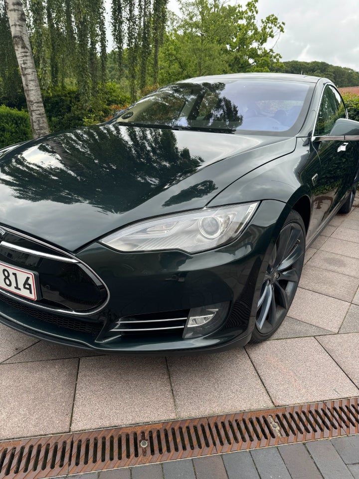 Tesla Model S P85+ 5d