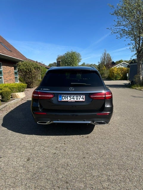 Mercedes E300 e 2,0 AMG Line stc. aut. 5d
