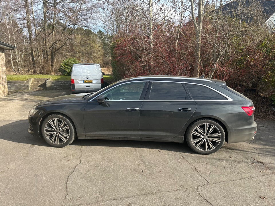 Audi A6 45 TDi Avant quattro Tiptr. 5d
