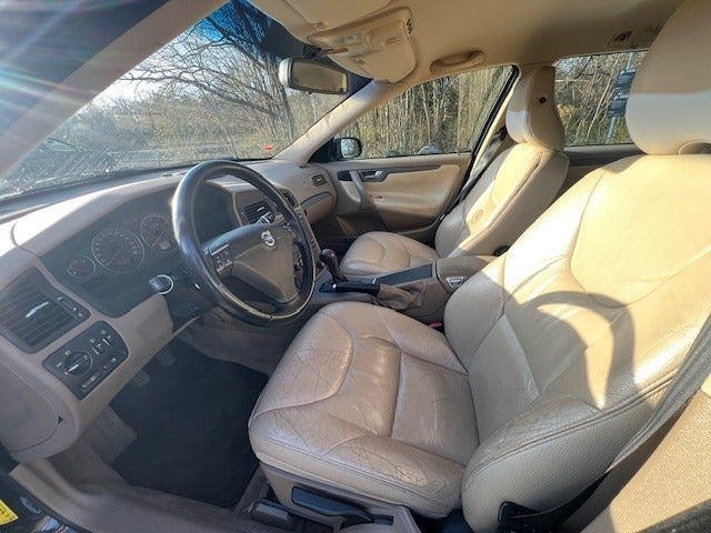 Volvo V70 2,4 140 Classic 5d