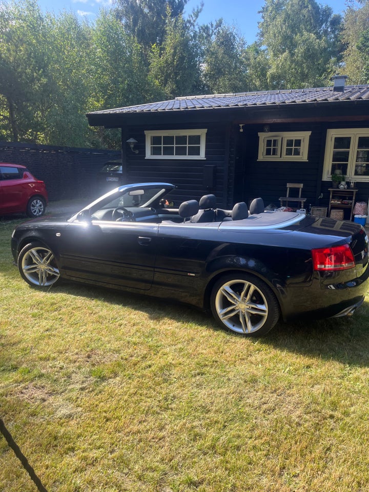 Audi A4 1,8 T 163 S-line Cabriolet Multitr. 2d