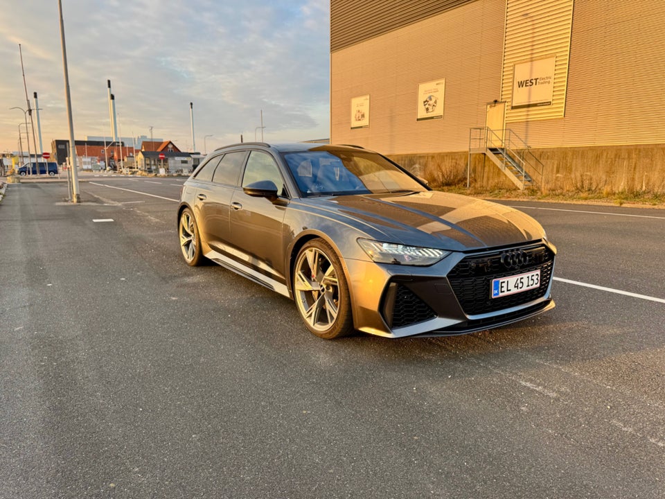 Audi RS6 4,0 TFSi Avant quattro Tiptr. 5d