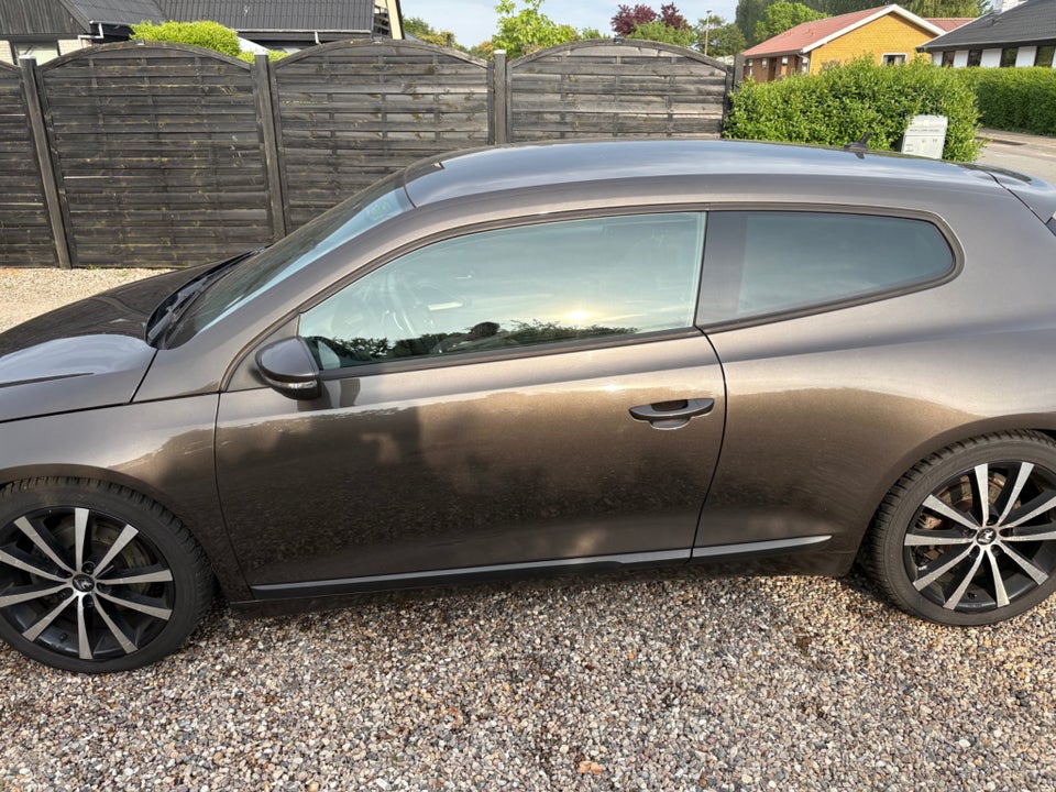 VW Scirocco 2,0 TSi 210 Sport DSG 3d