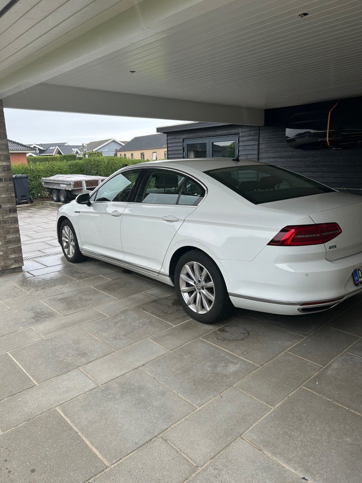 VW Passat 1,4 GTE Highline DSG 4d