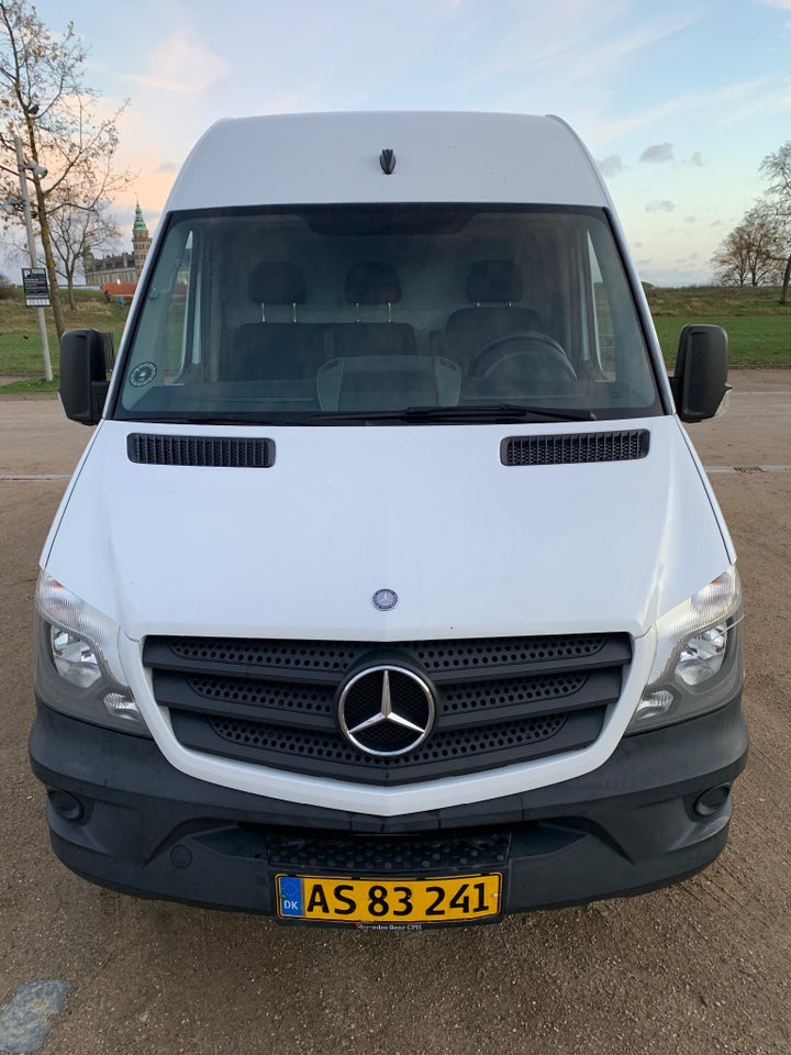 Mercedes Sprinter 216 2,2 CDi R2 Kassevogn 5d