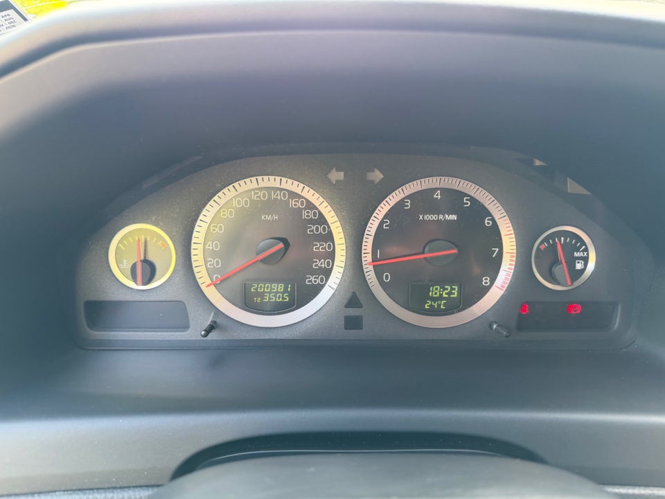Volvo S60 2,5 T 4d