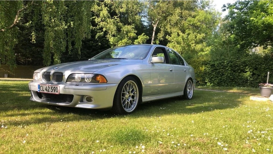 BMW 540i 4,4 V8 aut. 4d