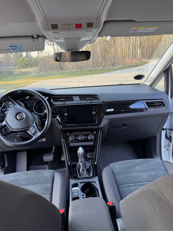 VW Touran 2,0 TDi 190 Highline DSG 5d