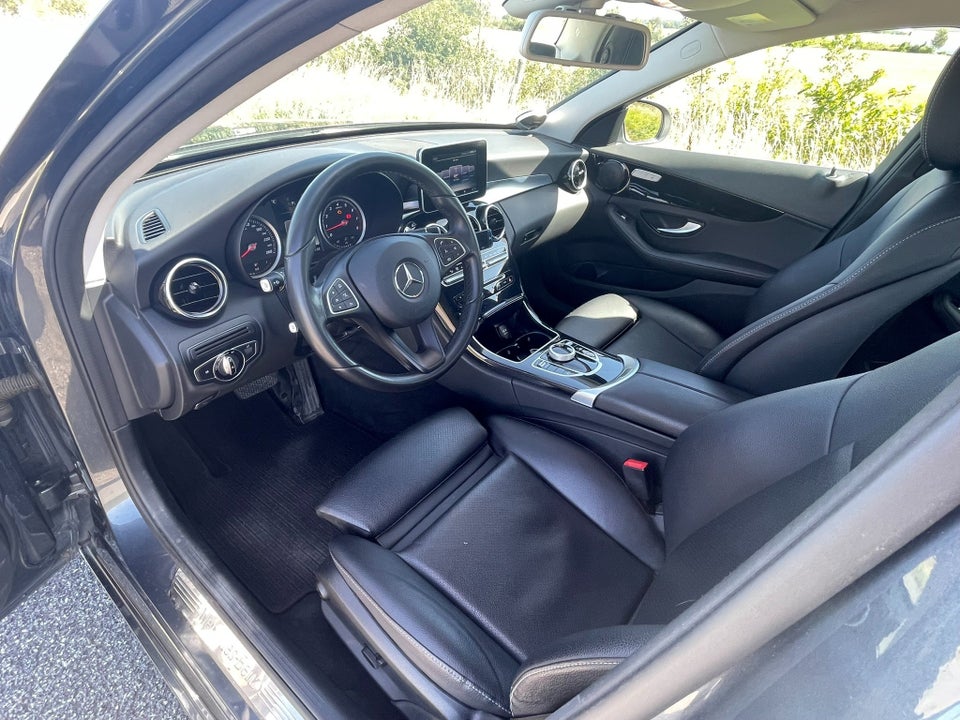 Mercedes C200 2,0 aut. 4d