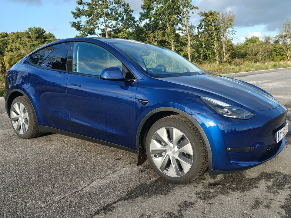 Tesla Model Y Long Range AWD 5d