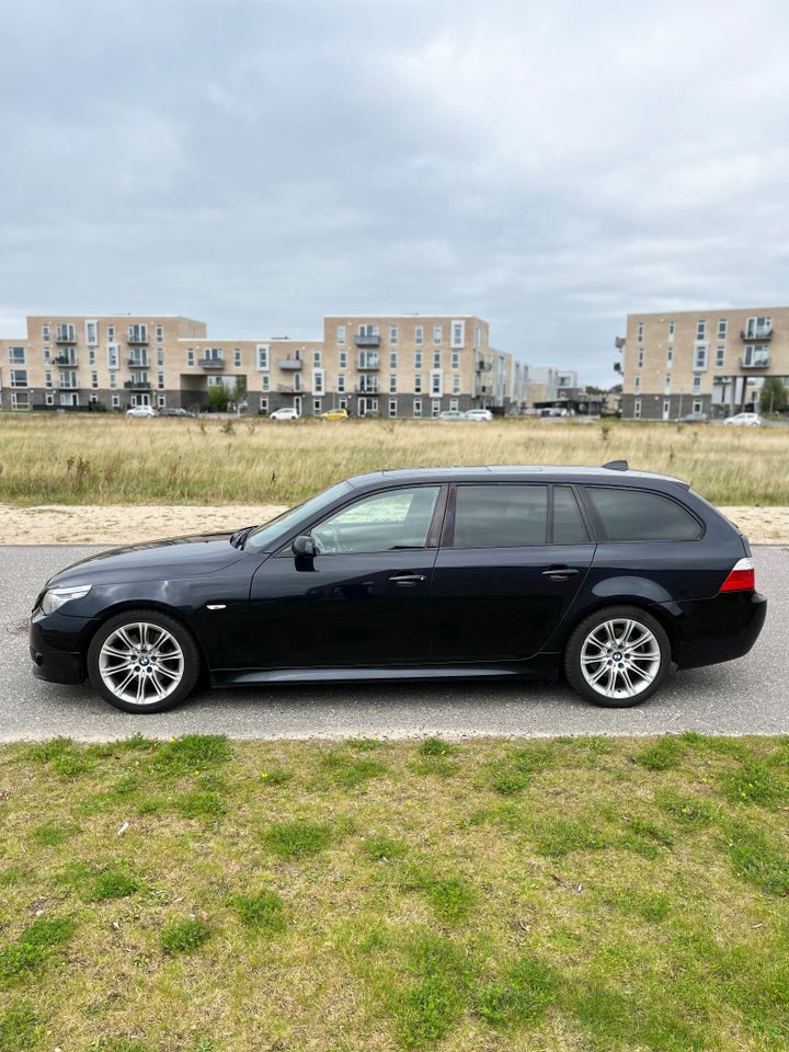 BMW 530d 3,0 Touring M-Sport Steptr. 5d