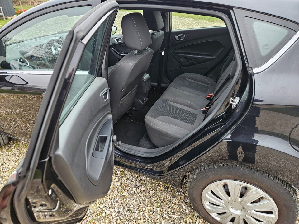 Ford Fiesta 1,0 SCTi 100 Titanium 5d