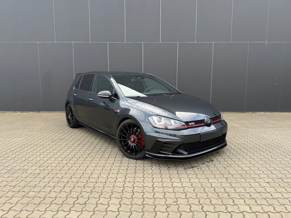 VW Golf VII 2,0 GTi Clubsport DSG 5d