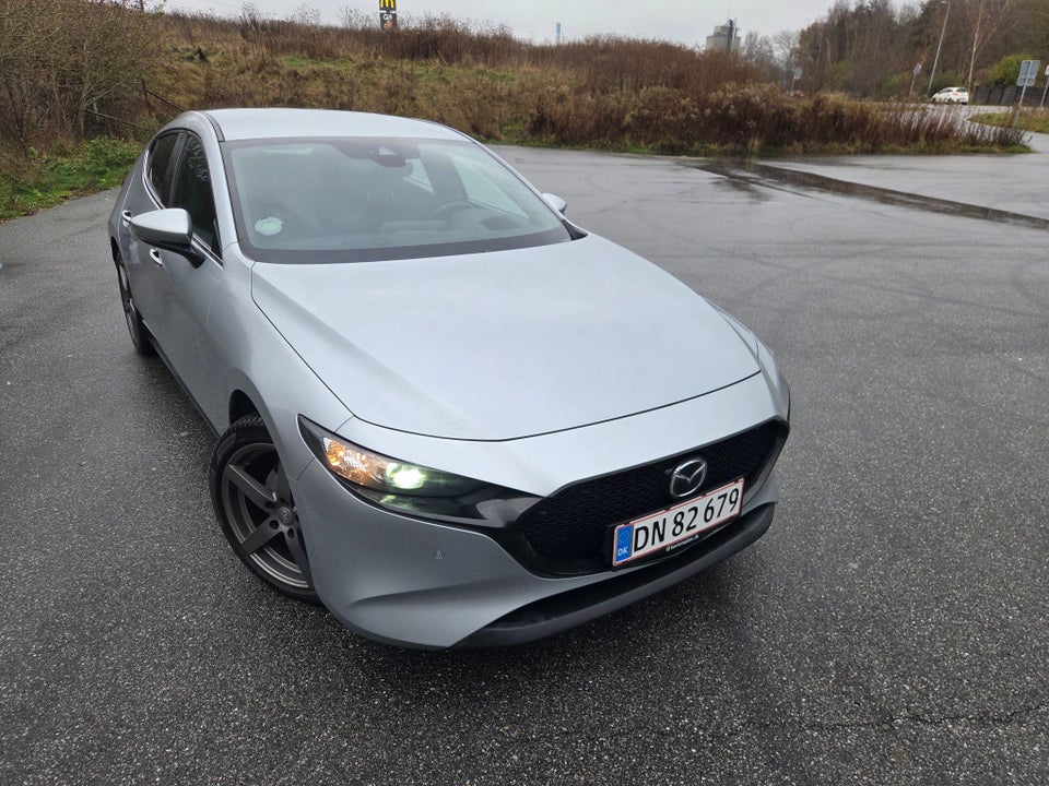 Mazda 3 2,0 e-SkyActiv-G 150 Sky aut. 5d