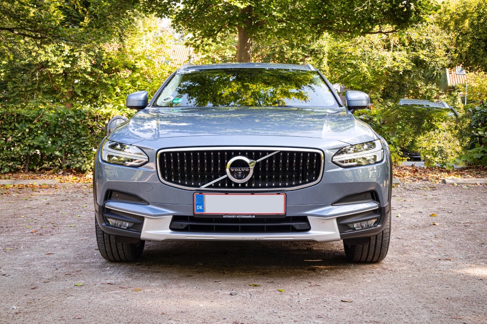 Volvo V90 CC 2,0 D4 190 aut. AWD 5d