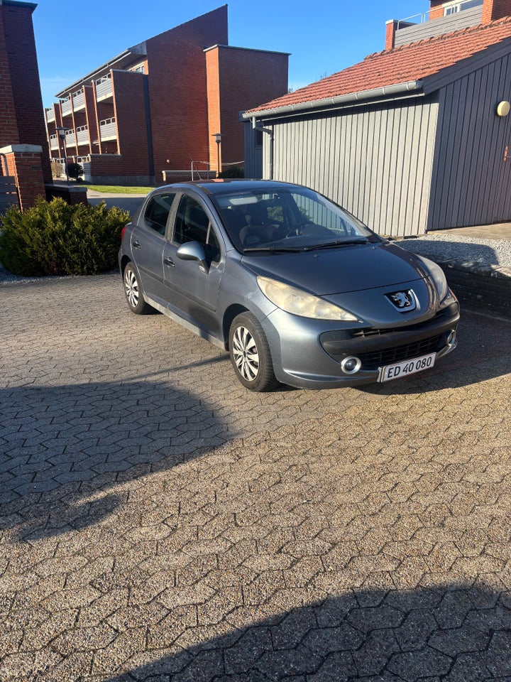 Peugeot 207 1,6  5d