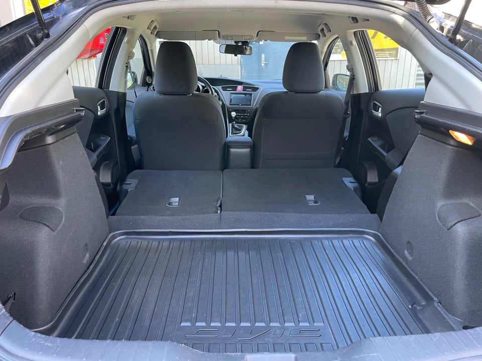 Honda Civic 1,8 i-VTEC Sport 5d